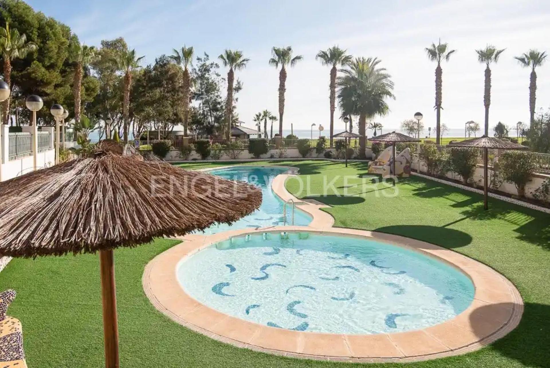 Apartamentos Be Suites Primera Linea Oropesa del Mar Luaran gambar