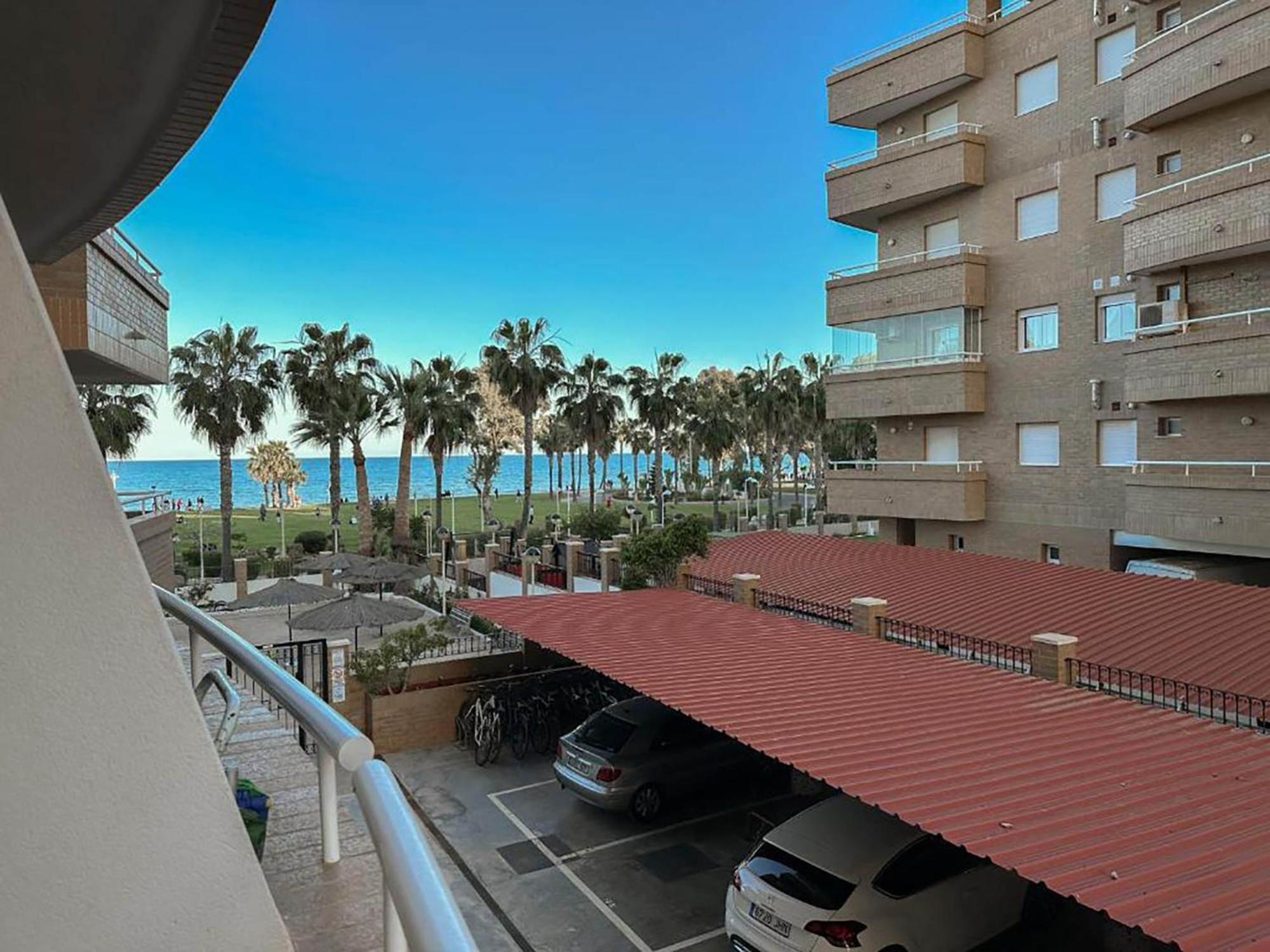 Apartamentos Be Suites Primera Linea Oropesa del Mar Luaran gambar